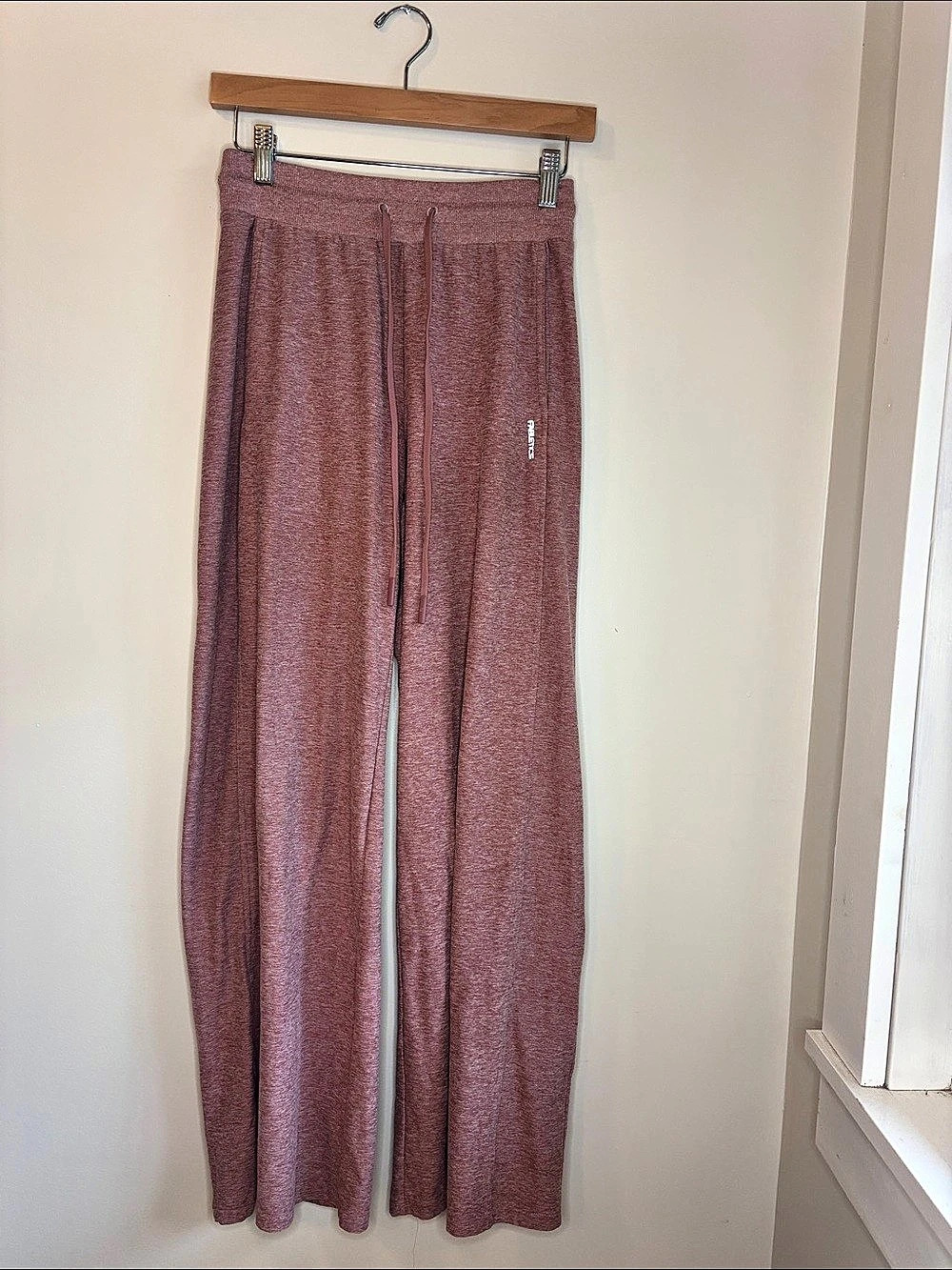 Fabletics Wide Leg Pants in Pink Size XS Like New